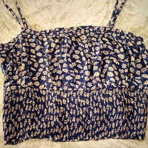 AMERICAN EAGLE Cropped Smocked Floral tank L NWOT